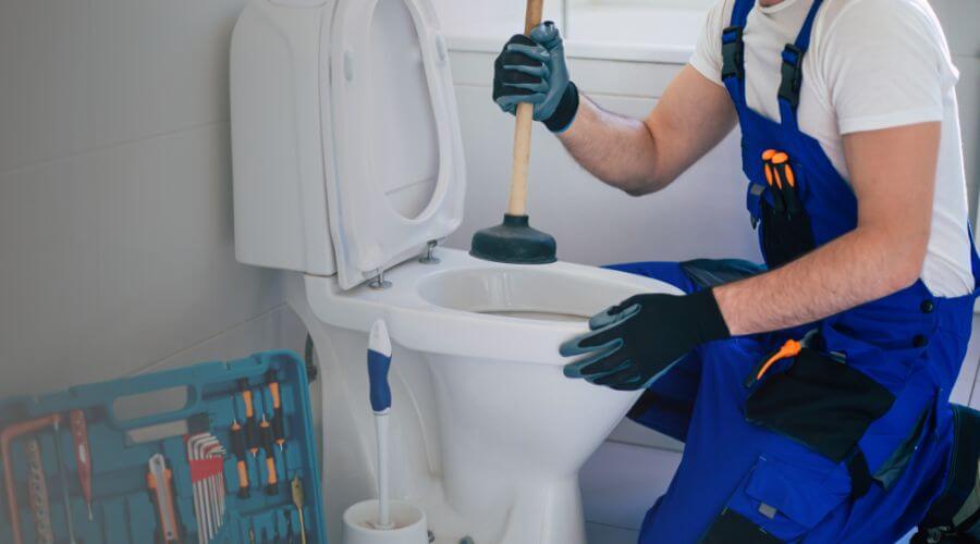 Professional septic pumping service in Blountstown, FL